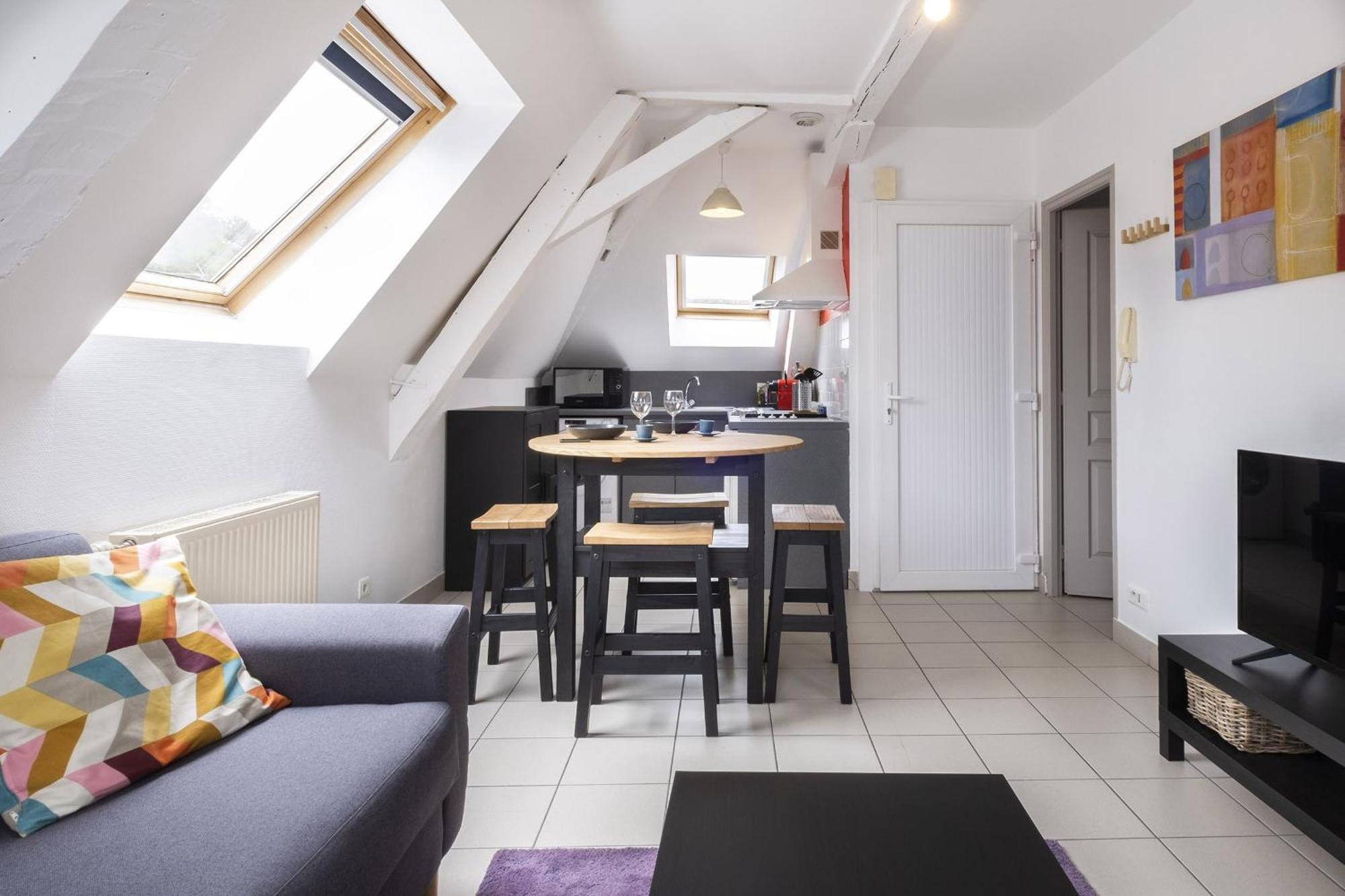 gîte de l'artiste Segré ✰ T2 confort ✰ centre ✰ 2 lits Extérieur photo