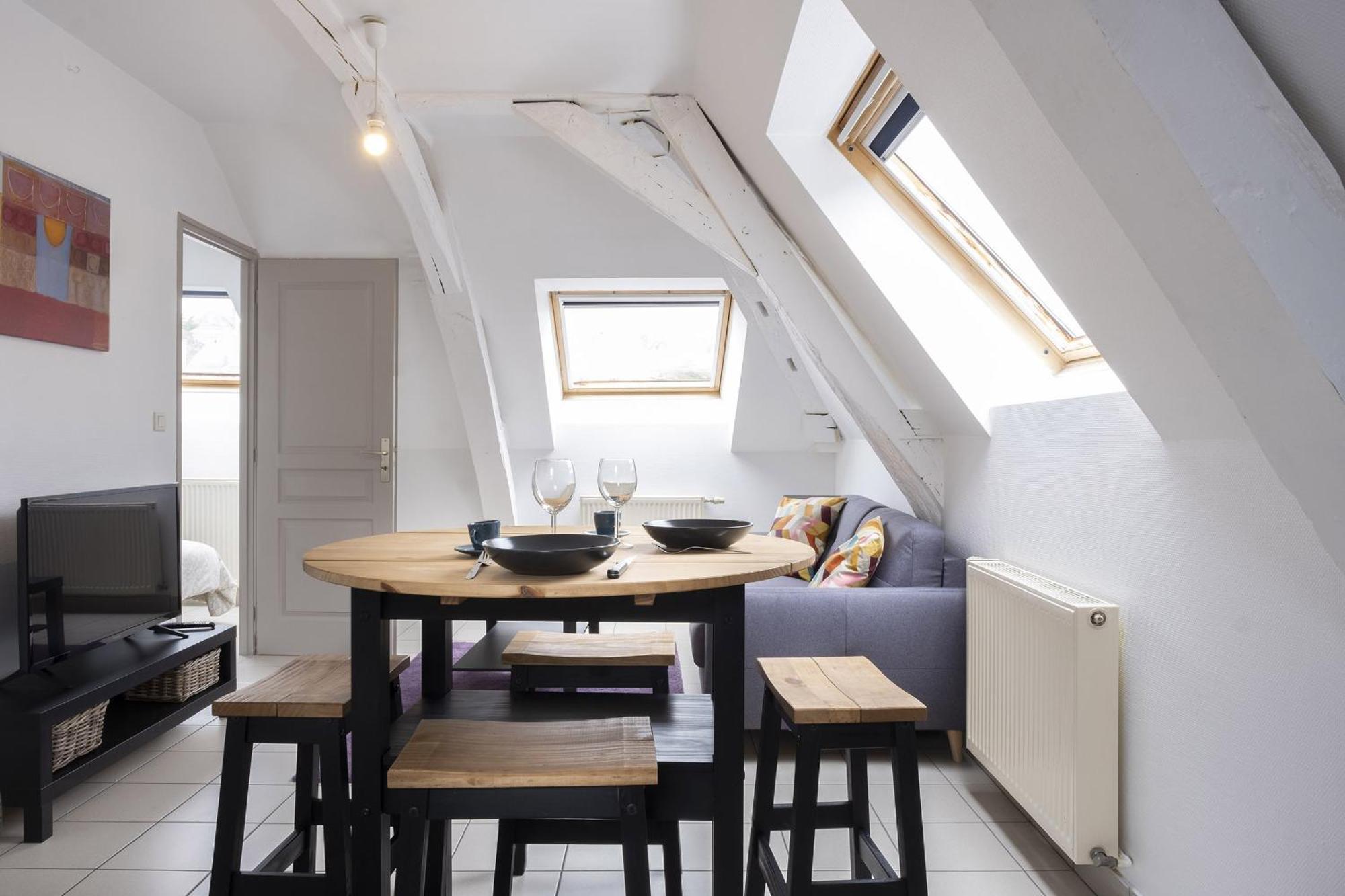 gîte de l'artiste Segré ✰ T2 confort ✰ centre ✰ 2 lits Extérieur photo